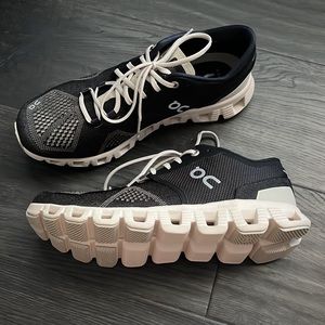 NWT On Cloud X Women - 7.5